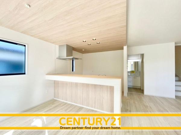 南区鶴田3丁目4期 全1棟(リビング)