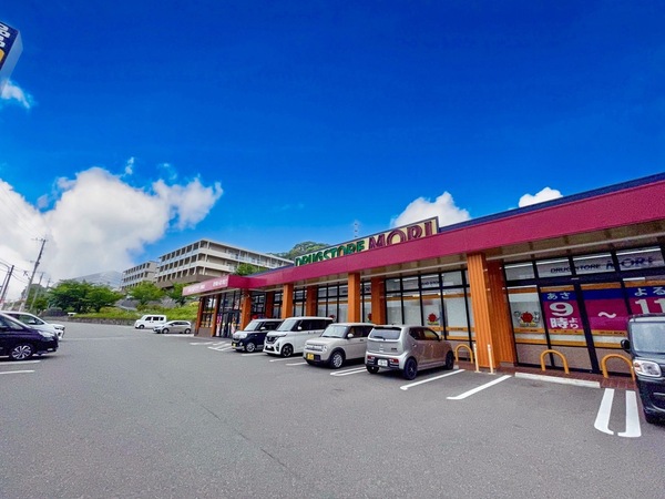 博多区浦田1丁目第一　1号棟　全2棟(ドラッグストアモリ月隈店)