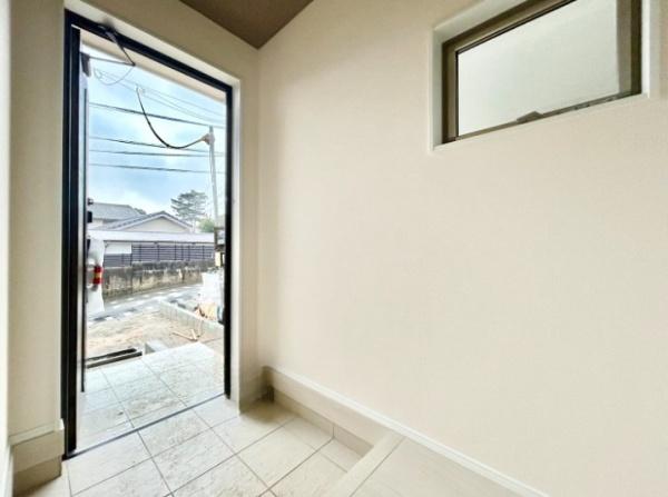 南区屋形原3丁目　2号棟　全2棟