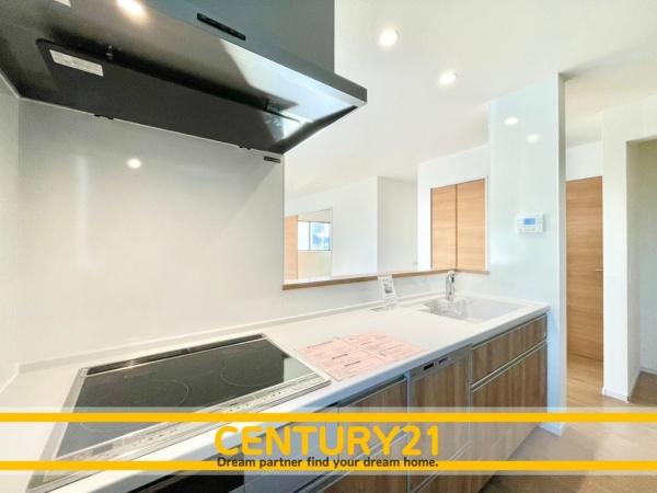 南区曰佐3丁目8期　全1棟