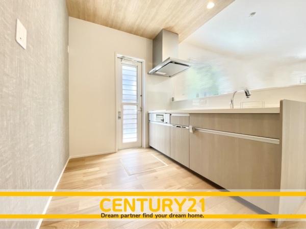 佐賀市八戸溝3丁目　全1棟