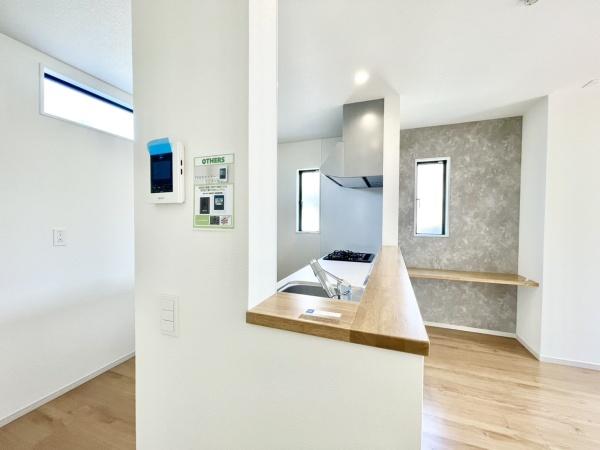南区屋形原1丁目2期　2号棟　全2棟