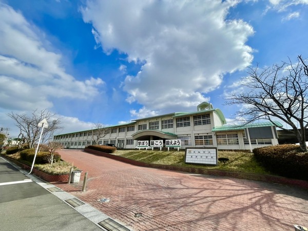 鳥栖市姫方町6期　8号棟　全2棟(鳥栖市立基里中学校)