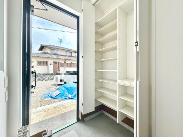 佐賀市本庄町本庄　1号棟　全2棟