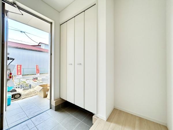 朝倉市堤第5　2号棟　全3棟