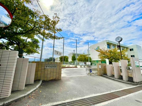 春日市上白水9丁目1期　全1棟(春日市立春日西中学校)