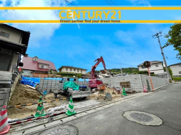 南区鶴田2丁目8期　全1棟