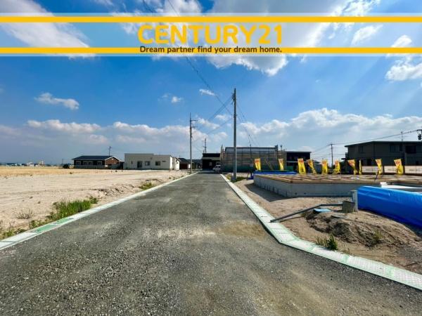 佐賀市川副町南里　全1棟