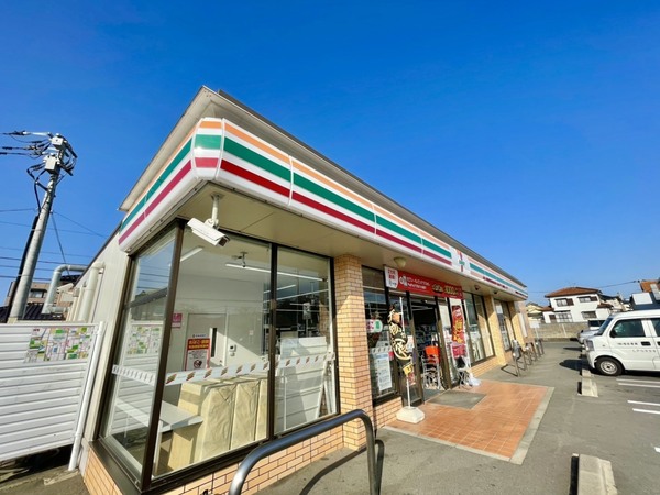 那珂川市王塚台2丁目第1　全1棟(セブンイレブン那珂川五郎丸店)