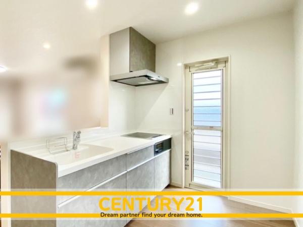 佐賀市諸富町為重　3号棟　全1棟