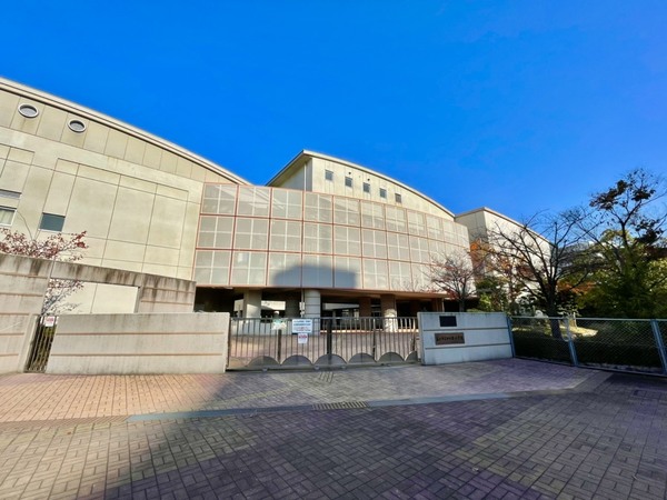 春日市日の出町２丁目の土地(春日市立日の出小学校)