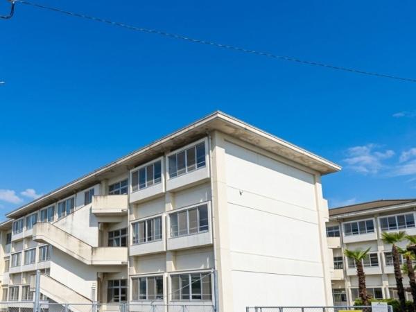 佐賀市六座町第1　全1棟(佐賀市立日新小学校)