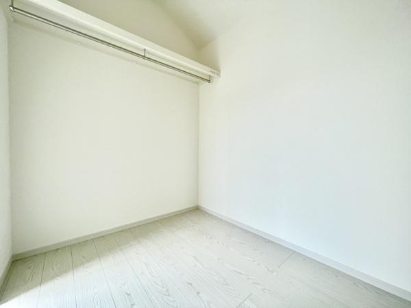 南区屋形原3丁目4期　全1棟