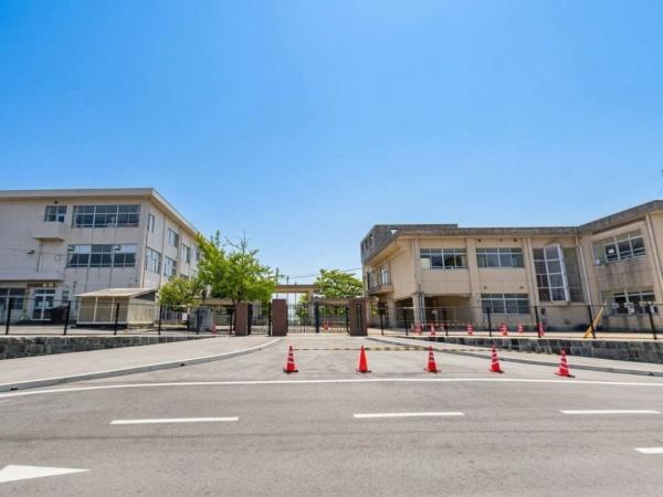 上峰町江迎　2号棟　全2棟(上峰町立上峰小学校)