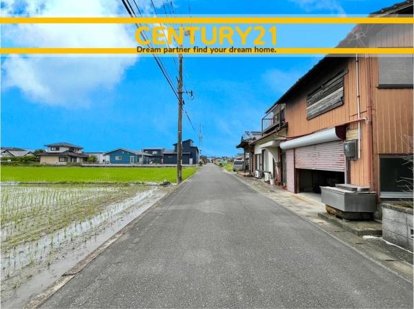 佐賀市東与賀町田中　全1棟