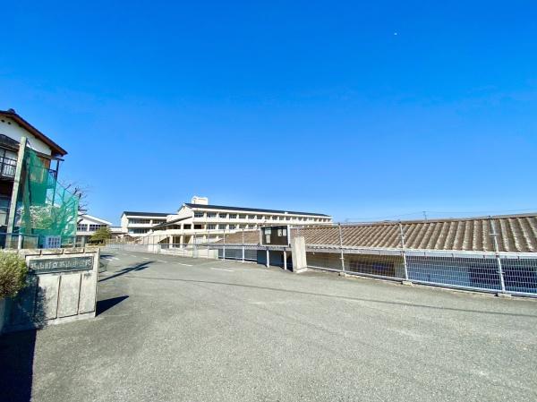 三養基郡基山町大字小倉の土地(基山町立基山中学校)