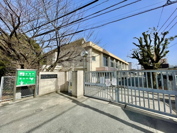 筑紫野市大字若江の土地(筑紫野市立筑山中学校)
