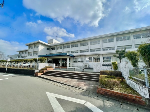 鳥栖市弥生が丘4丁目　3号棟　全3棟(鳥栖市立田代中学校)