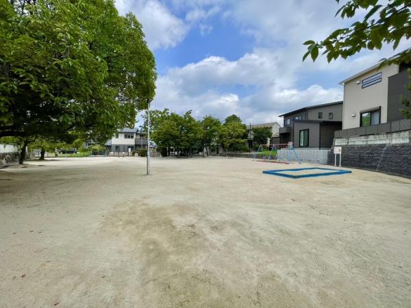 南区曰佐3丁目　1号棟　全4棟(藤波池公園)