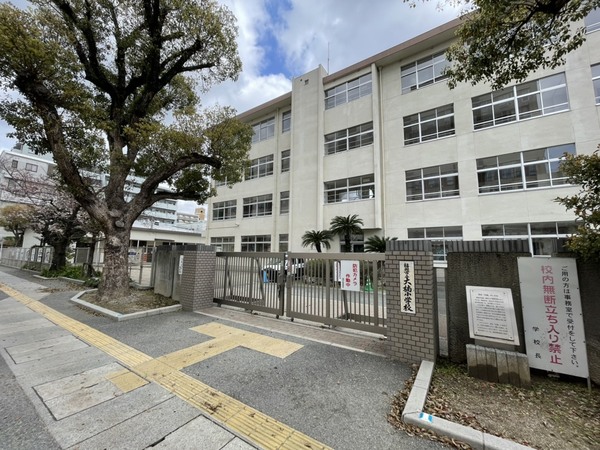 福岡市南区那の川１丁目の土地(福岡市立大楠小学校)