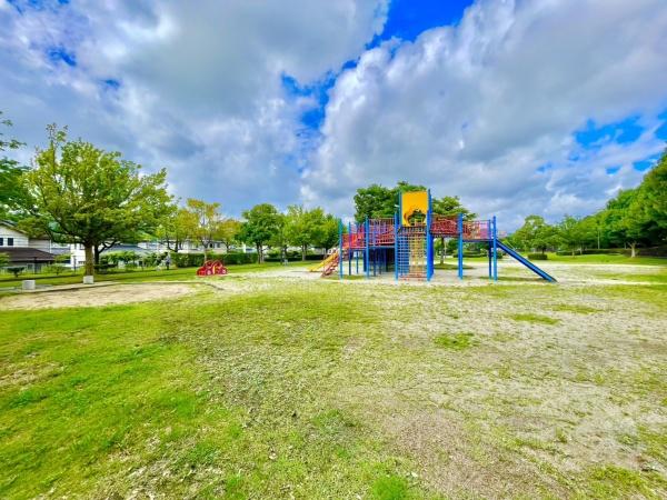 太宰府市長浦台3丁目1期　全1棟(佐野近隣公園)