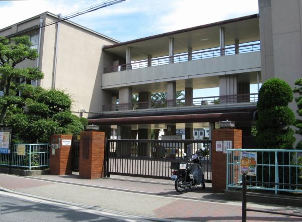 大阪市東成区中本１丁目の中古一戸建て(大阪市立東中本小学校)