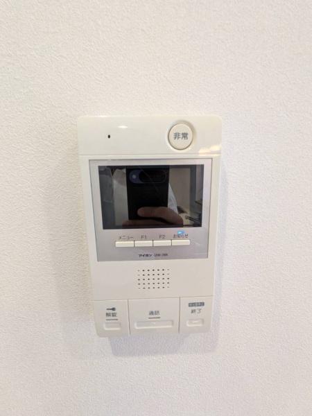新着　エスリード今福　　低層階