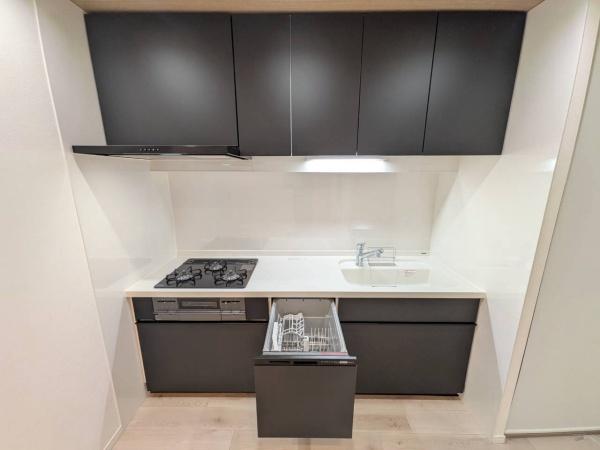 新着　シャルム小坂壱番館　3F