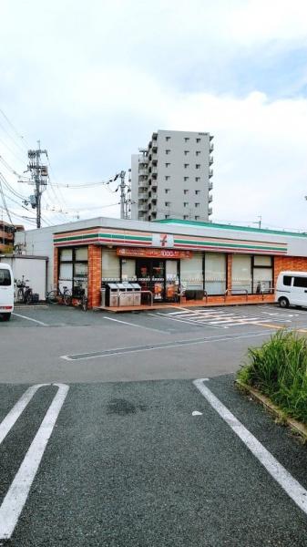 新着物件　アービング鶴見緑地公園　8階部(セブンイレブン大阪鶴見緑地店)