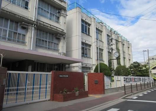 新着　リーガル大阪城東(大阪市立聖賢小学校)