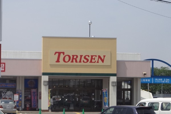 栃木市藤岡町 古屋付き売地(とりせん藤岡店)