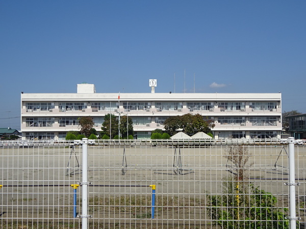 古河市諸川の土地(古河市立諸川小学校)