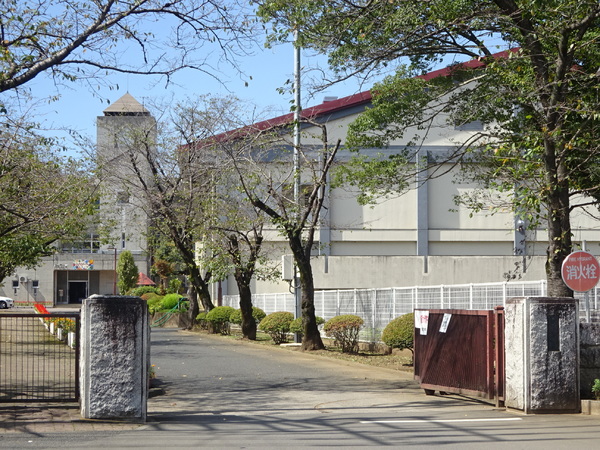 古河市本町　売店舗（アパート付）(古河市立古河第二中学校)