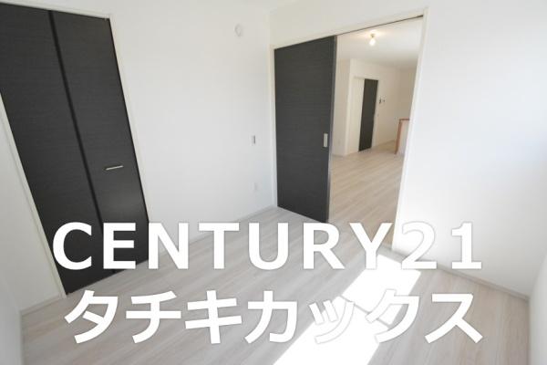 アーバンスタイル　結城郡八千代町１期　全３棟　２号棟