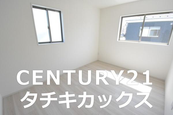 アーバンスタイル　結城郡八千代町１期　全３棟　２号棟