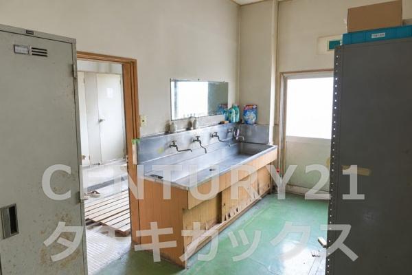 北津軽郡中泊町八幡　売工場