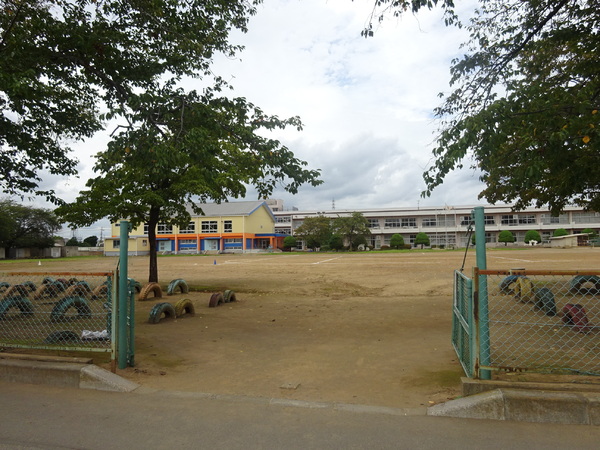 クレイドルガーデン 坂東市岩井第2 全3棟 2号棟(坂東市立岩井第二小学校)