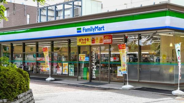 グラファーレ　杉戸町高野台南２期　１号棟(ファミリーマート杉戸高野台南店)