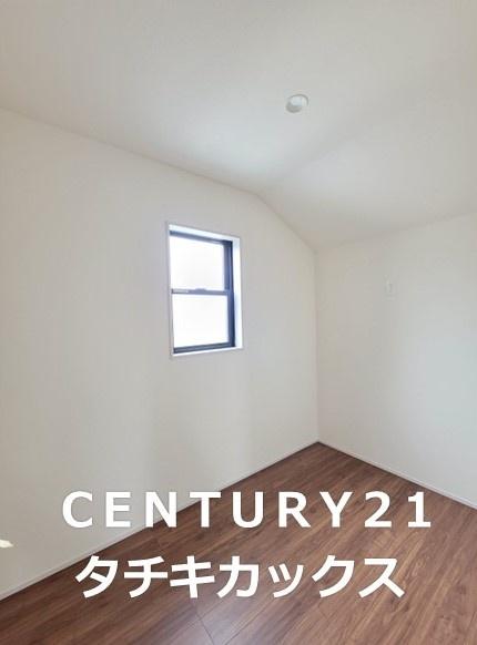 リーブルガーデン 坂東辺田第3 全2棟 2号棟(収納)