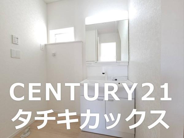 クレイドルガーデン　筑西市幸町第２０　全１棟
