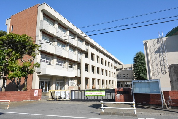 クレイドルガーデン 筑西市丙第1 全1棟(筑西市立下館小学校)