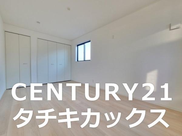 クレイドルガーデン　小山市東間々田第８　全１棟