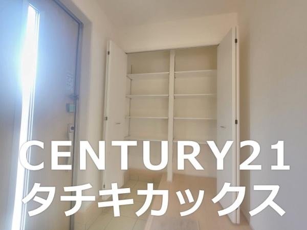 リーブルガーデン　境第６　全３棟　２号棟