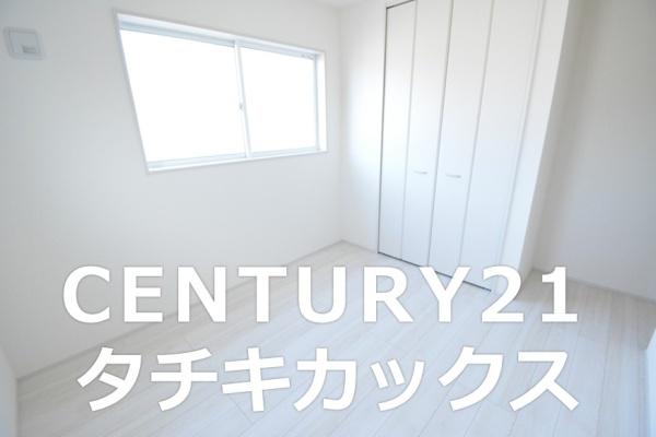 リーブルガーデン　古河諸川第１３　全２棟　１号棟