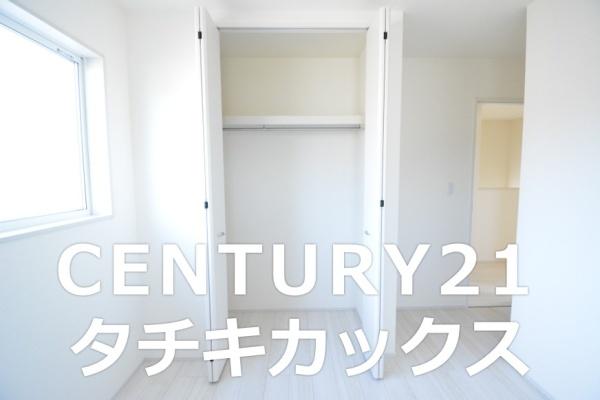 リーブルガーデン　古河諸川第１３　全２棟　１号棟