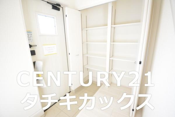 リーブルガーデン　古河諸川第１３　全２棟　１号棟