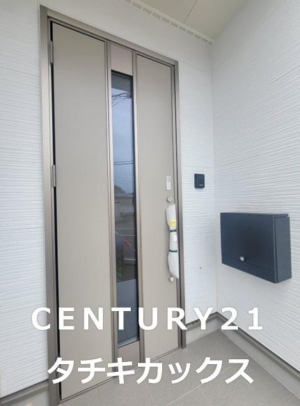 クレイドルガーデン 下妻市小島第3 全1棟(玄関)