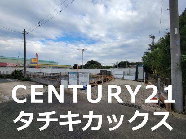 リーブルガーデン 第1下妻市下妻丙 全1棟 1号棟(前面道路含む現地写真)