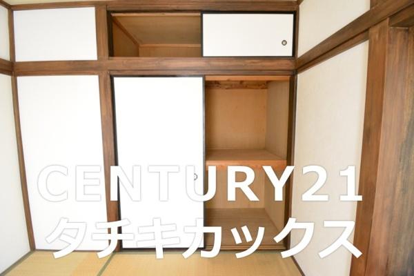 古河市東山田の中古一戸建て(収納)