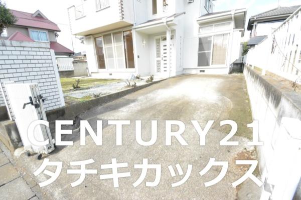 古河市東山田の中古一戸建て(駐車場)